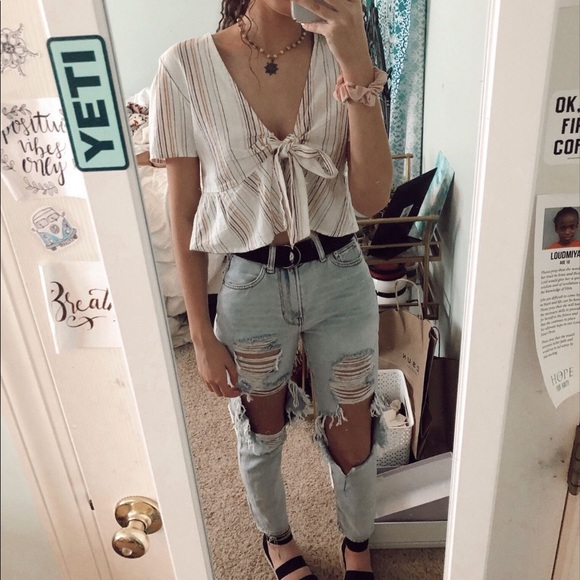 BIRTHDAY MYSTERY BOX - Picture 7 of 16